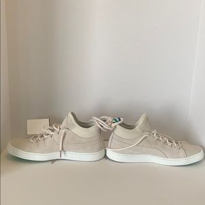 🚫SOLD🚫 Puma Sneakers